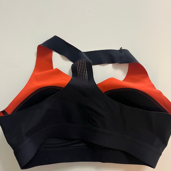 Reebok pure move sports bra - Picture 2 of 2